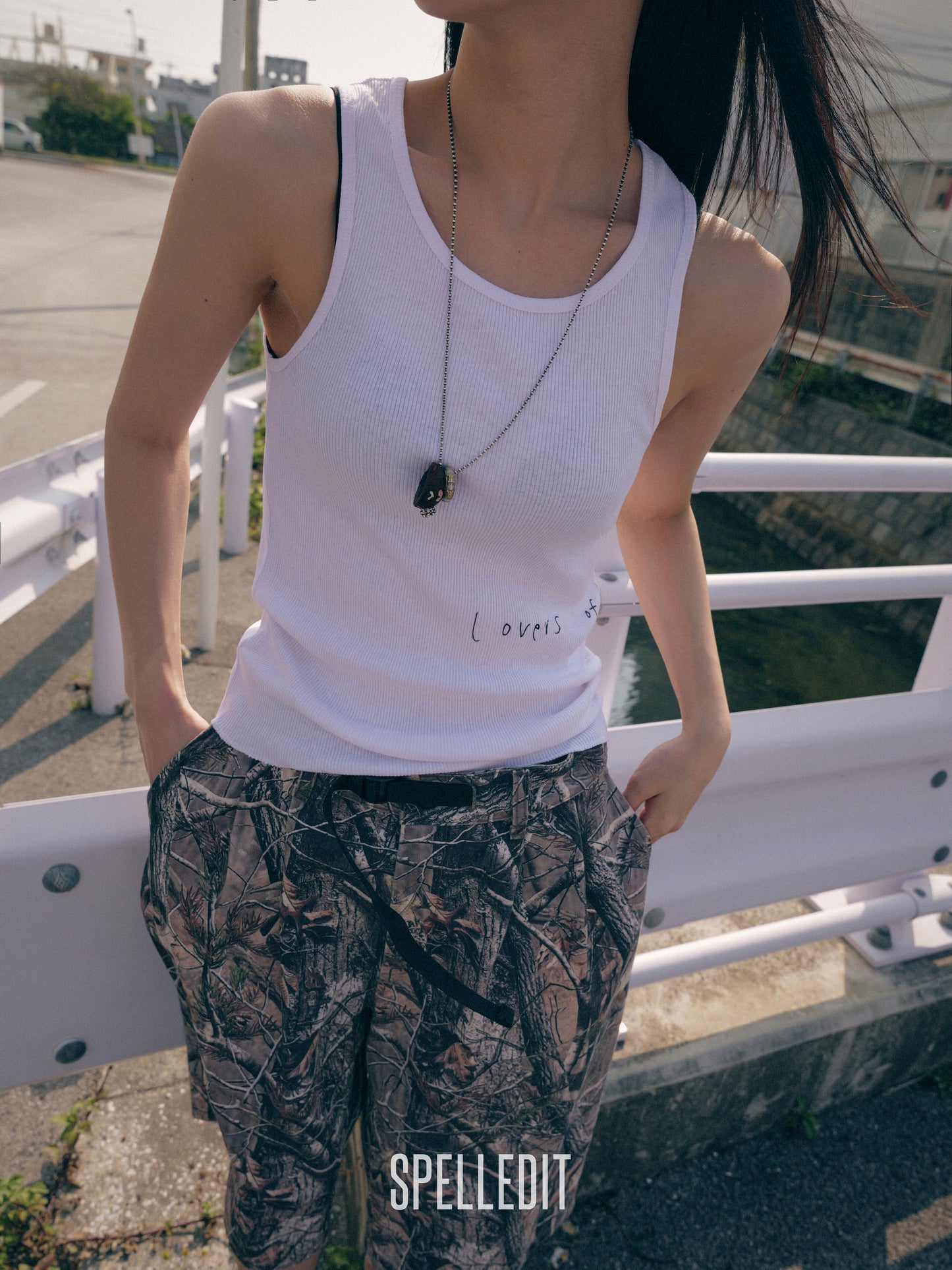 SIDE LETTERING SLEEVELESS