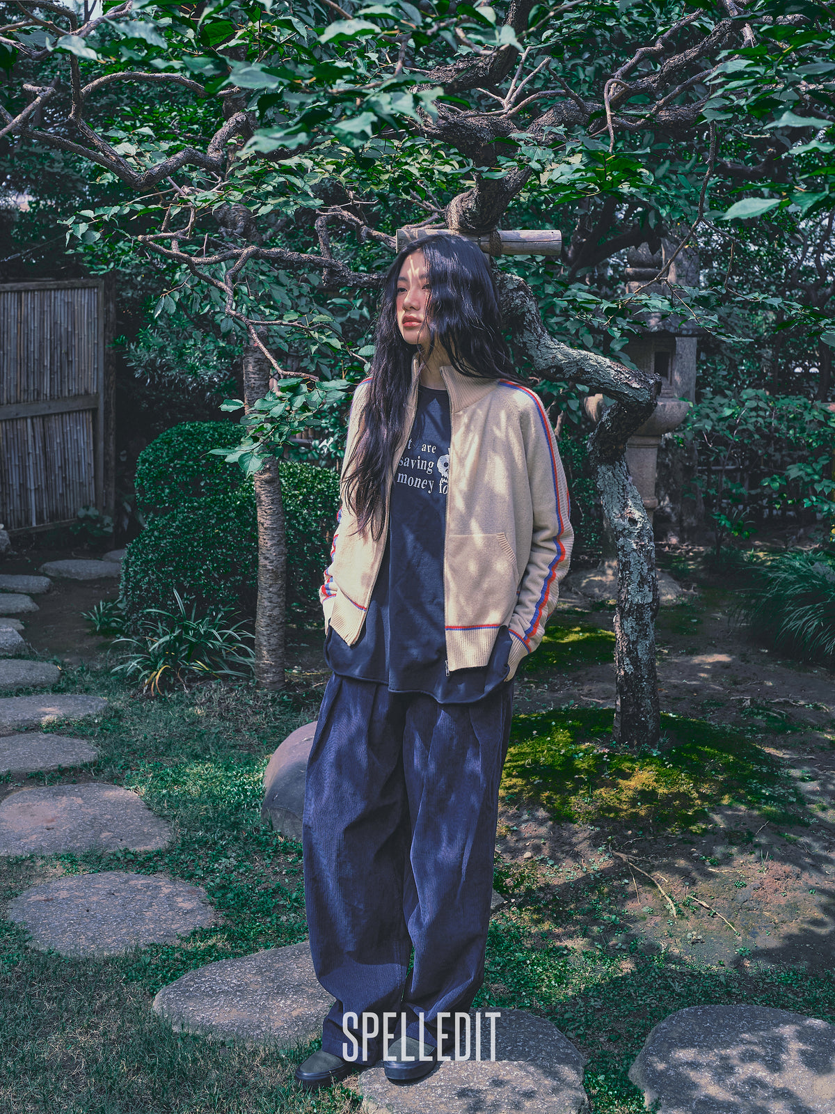 Stripe contrasted corduroy pants