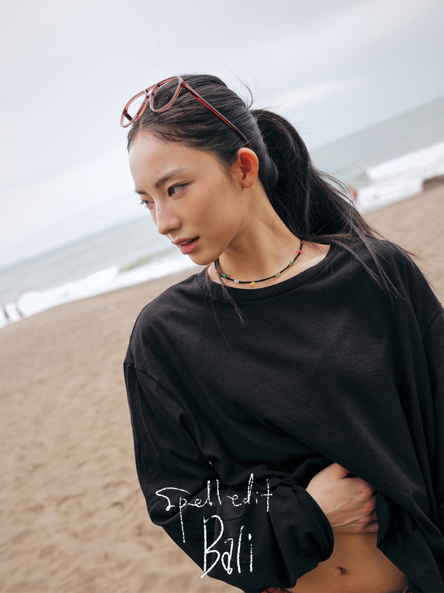 BASIC LOOSE-FIT LONG SLEEVE T-SHIRT