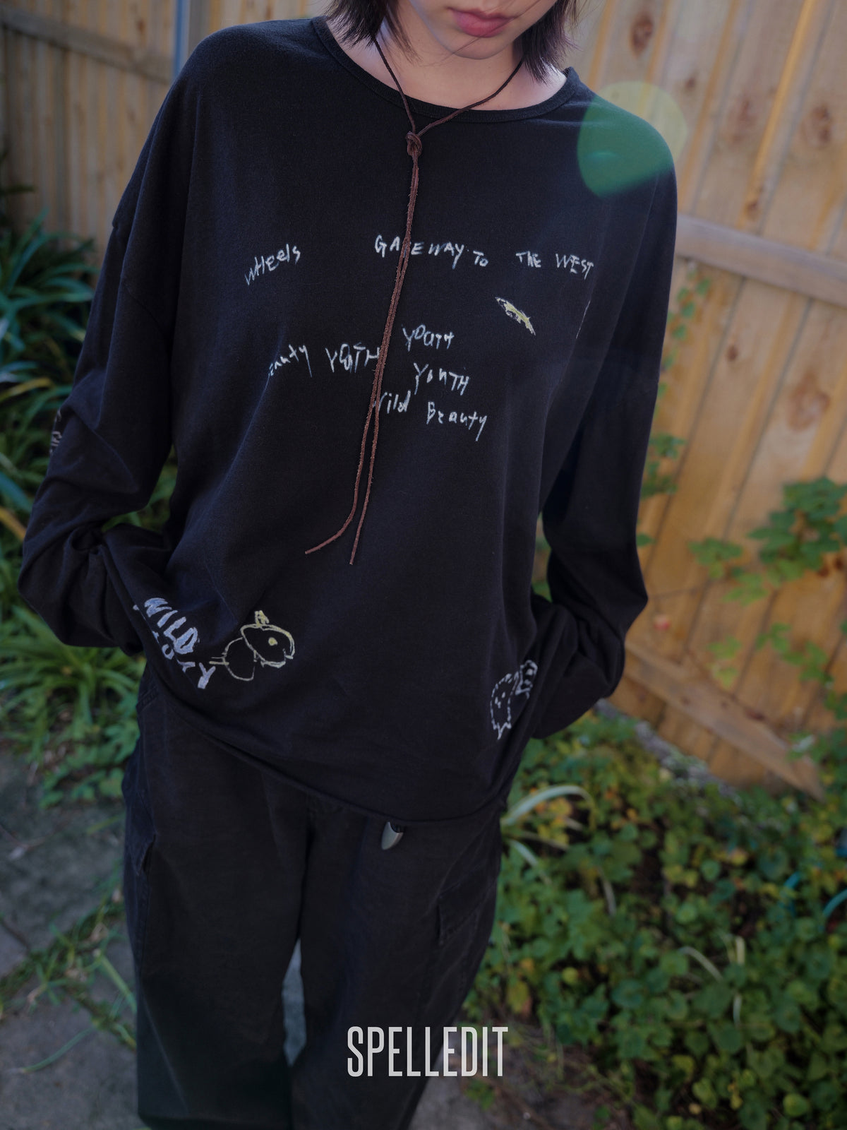 HAND DRAWN LONG SLEEVE T-SHIRT
