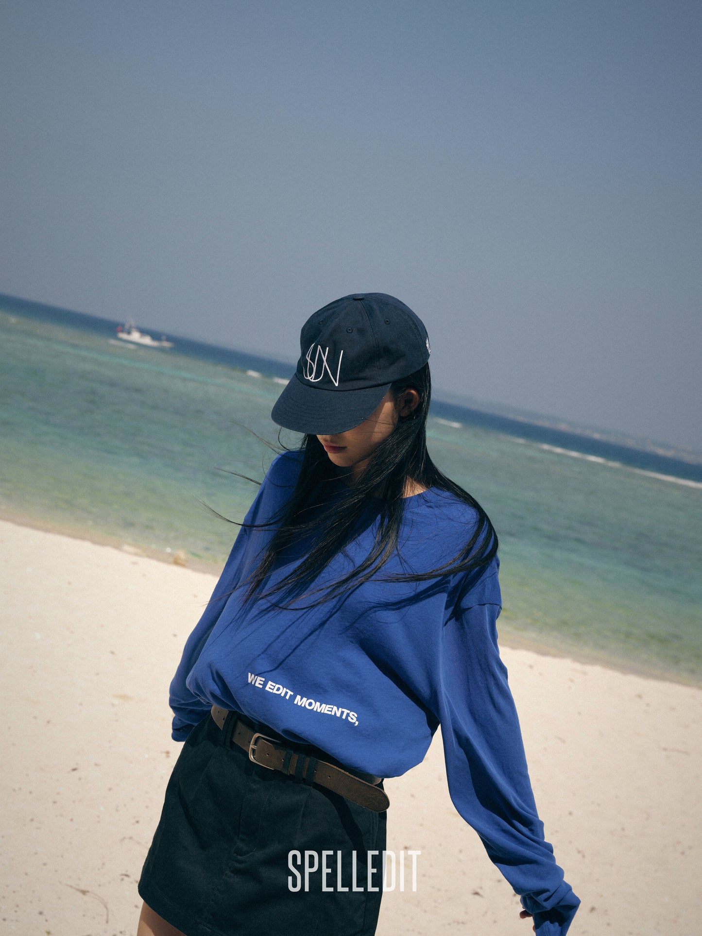 EDIT MOMENT LONG SLEEVE T-SHIRT