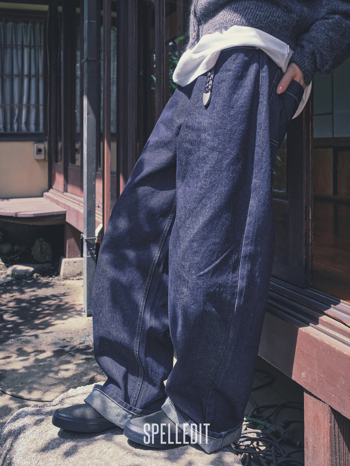 Corduroy contrast detailed Raw denim pants